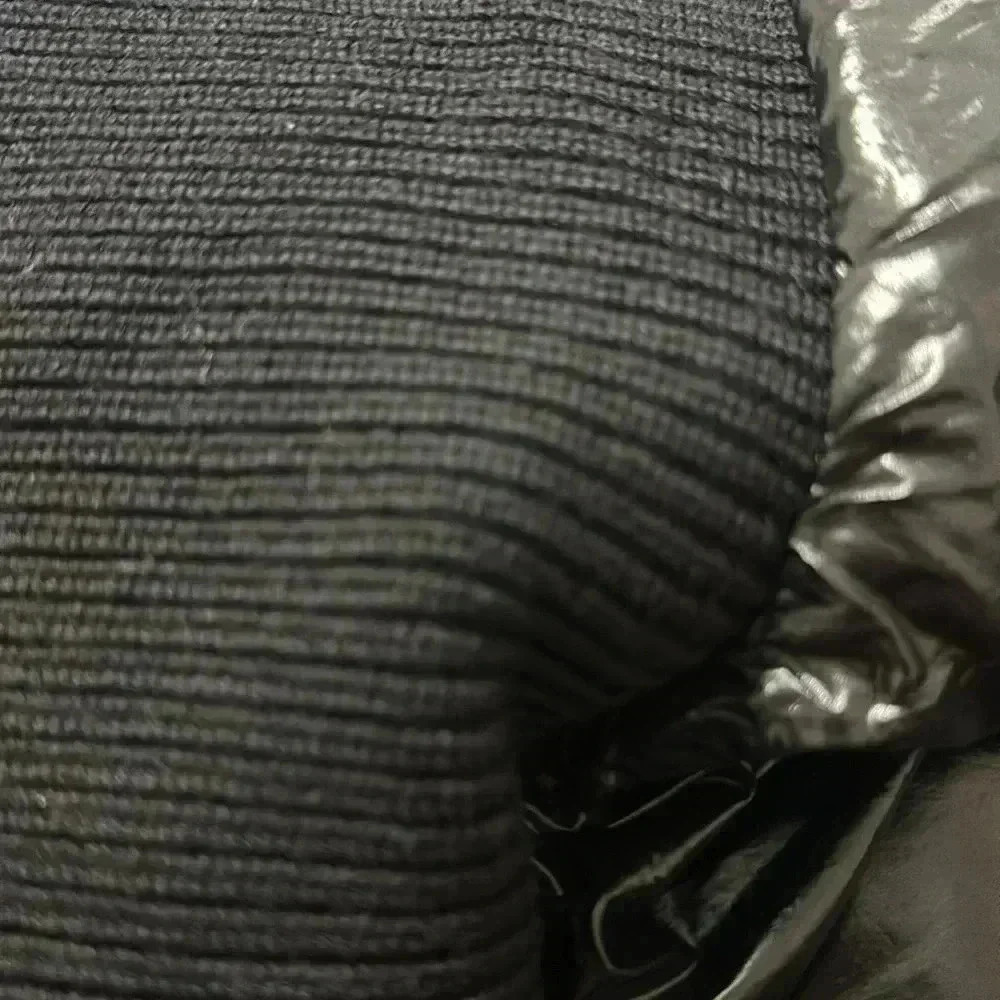 Moncler - Picture 14 of 16